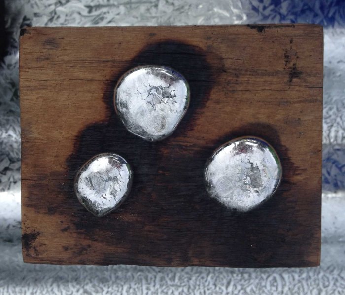 zinc on wood
